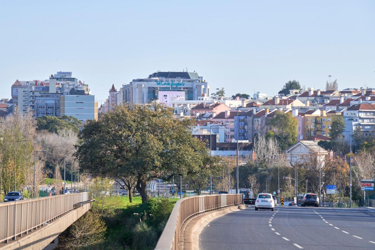 Quiet And Central 2Br Apt, By Timecooler Lisboa Екстериор снимка